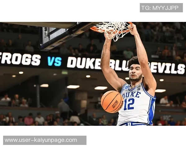 NCAA赛场奇迹时刻加长三分绝杀状元热门下半场狂砍22分7板5助